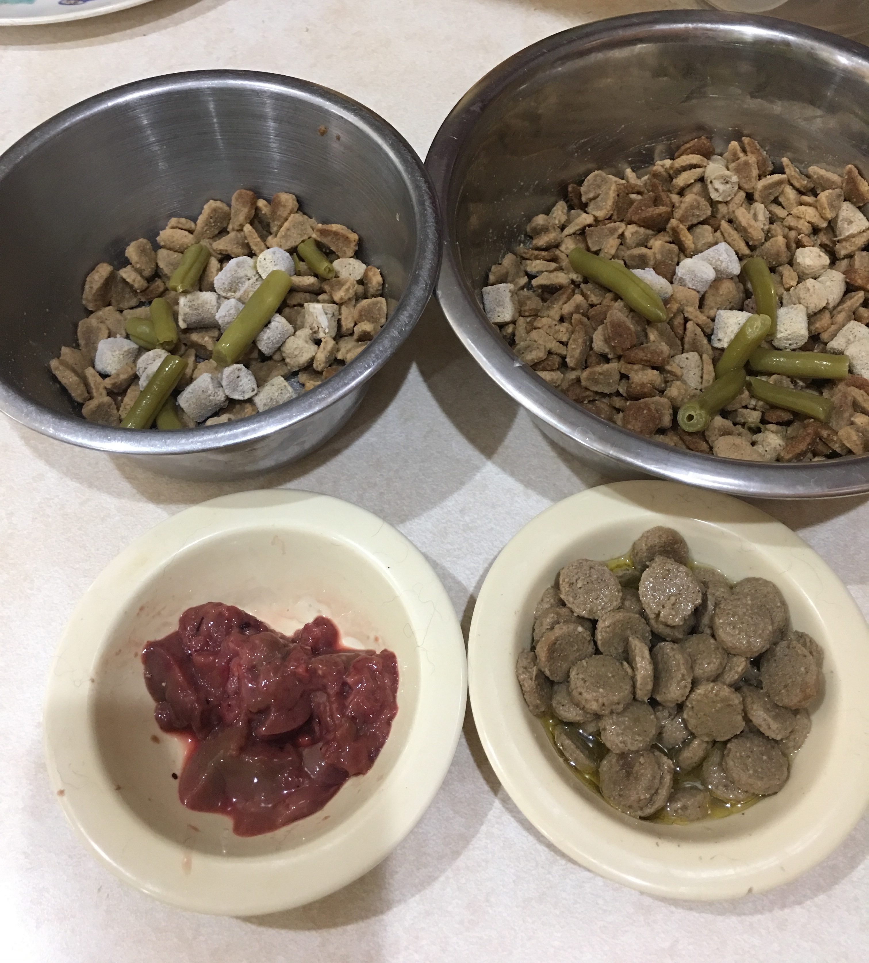 Pictured are two dishes of food w the same quantity of kibble. One is pre soaked to full expansion, Ahd is twice the quantity as when left dry.